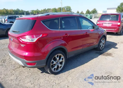 2013 Ford Escape Titanium z USA, uszkodzony, nr VIN 1FMCU9J96DUD62993